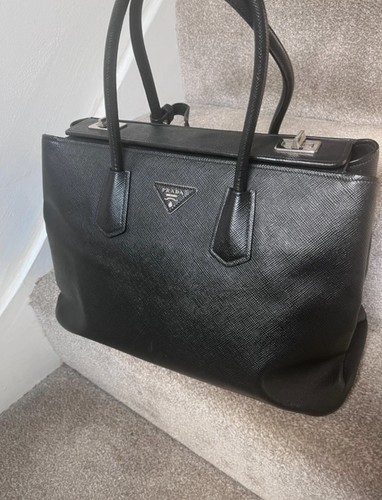 Prada bag pre - bag, excellent