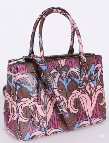 Prada galleria flower motif - flower,