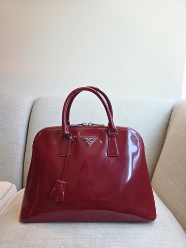 Prada vernice patent leather - prada,