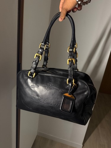 Prada handbag authentic - prada,