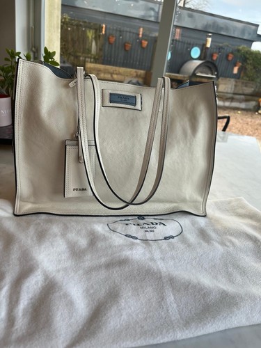 Prada etiquette large - etiquette, calfskin