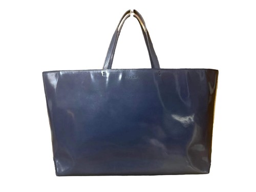 Prada navy enamel patent - prada, (patent