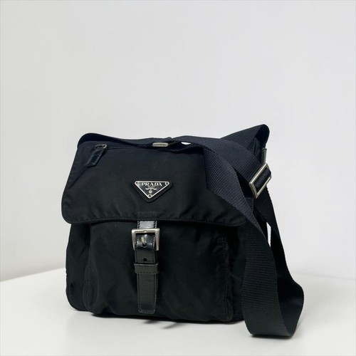 Prada triangle logo crossbody - logo,