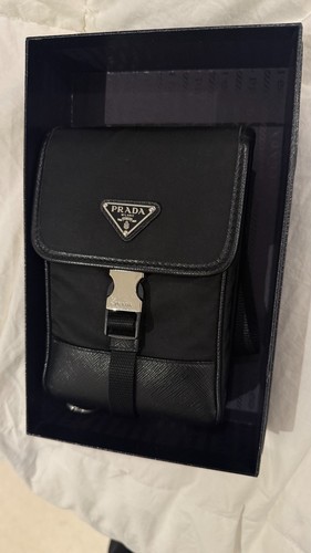 Prada logo plaque crossbody - prada,